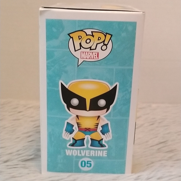 BNIB Funko Pop! Marvel Universe Wolverine Vinyl Figure - Picture 4 of 6